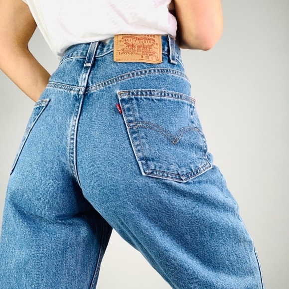 Levi's Denim - Levi’s vintage high waist relax straight mom jeans